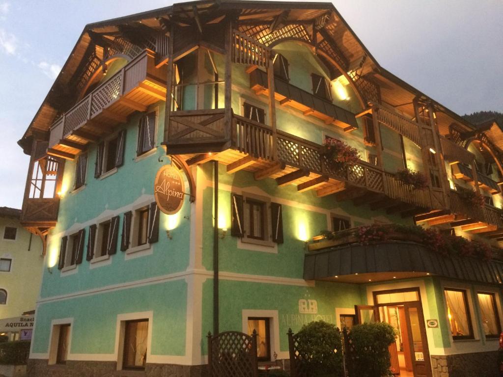 Hotel Alpina Pinzolo Kültér fotó