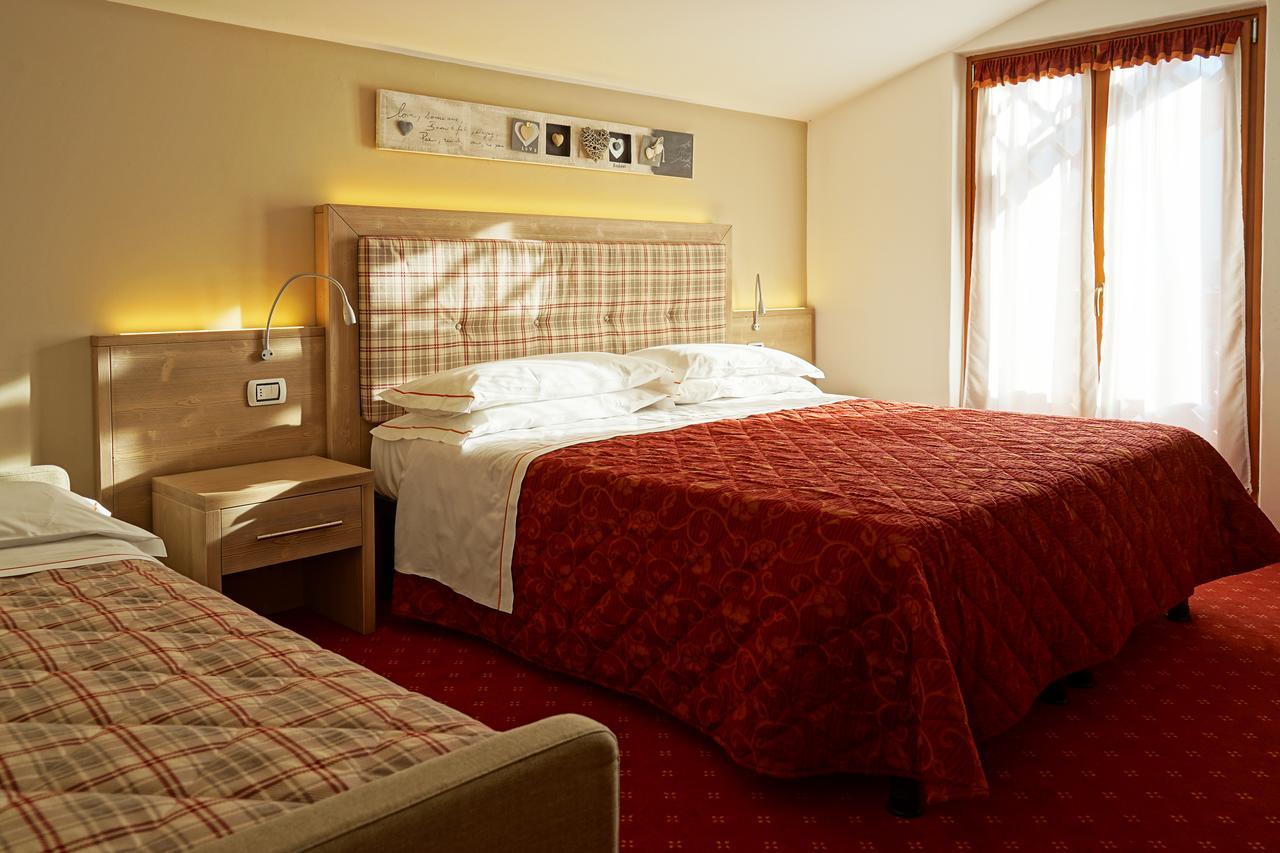 Hotel Alpina Pinzolo Kültér fotó