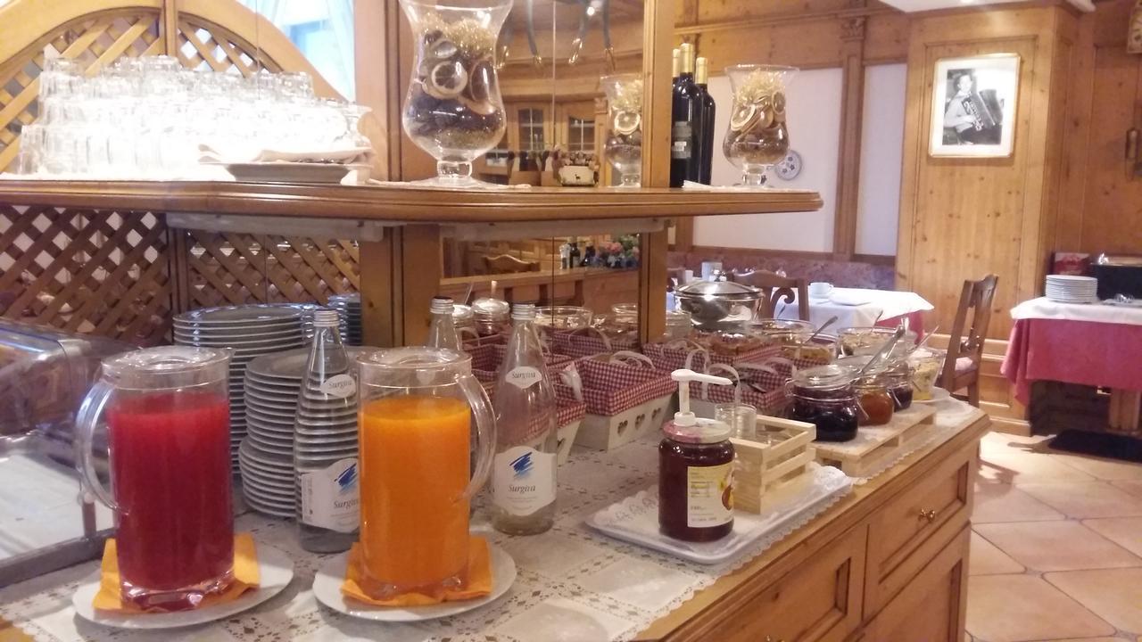 Hotel Alpina Pinzolo Kültér fotó